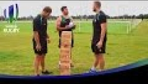 video rugby Who will win the GIANT Jenga Challenge with London Irish?